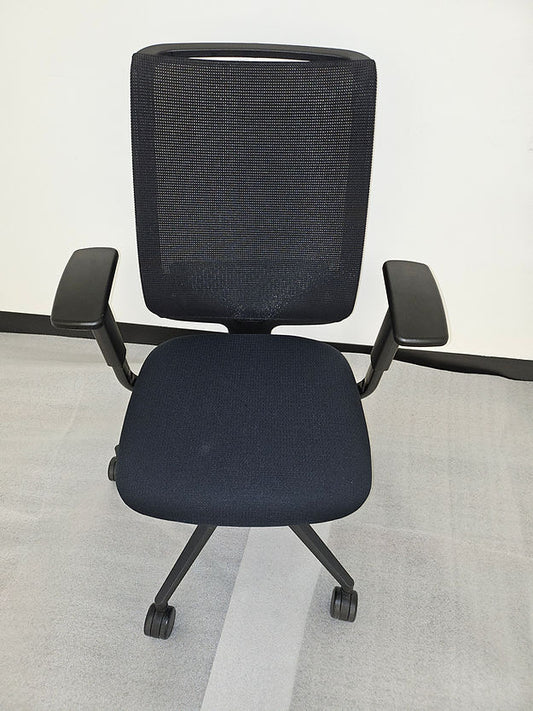 Steelcase Reply Chair Black Mesh Black Fabric Seat