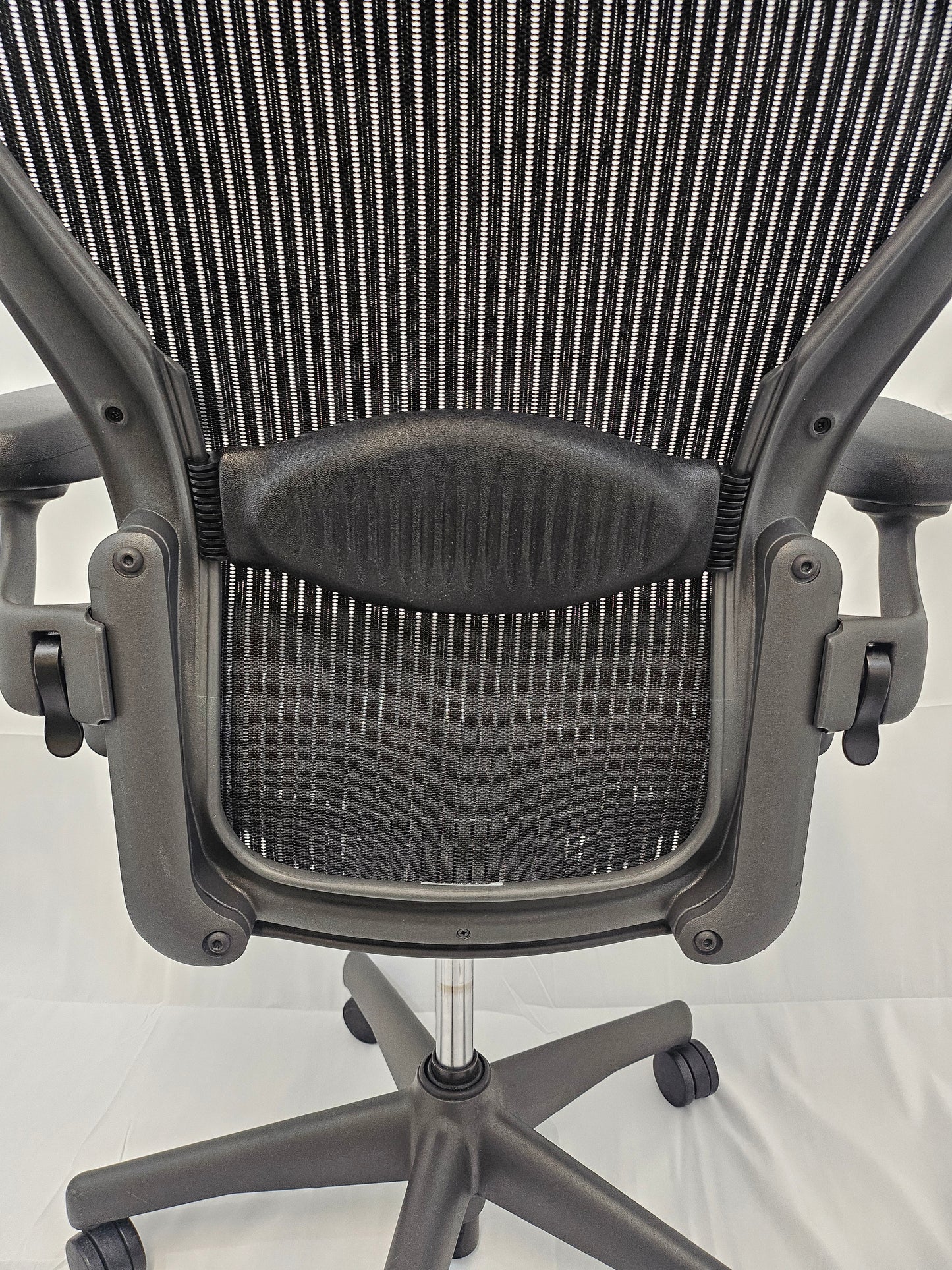 Herman Miller Aeron Classic