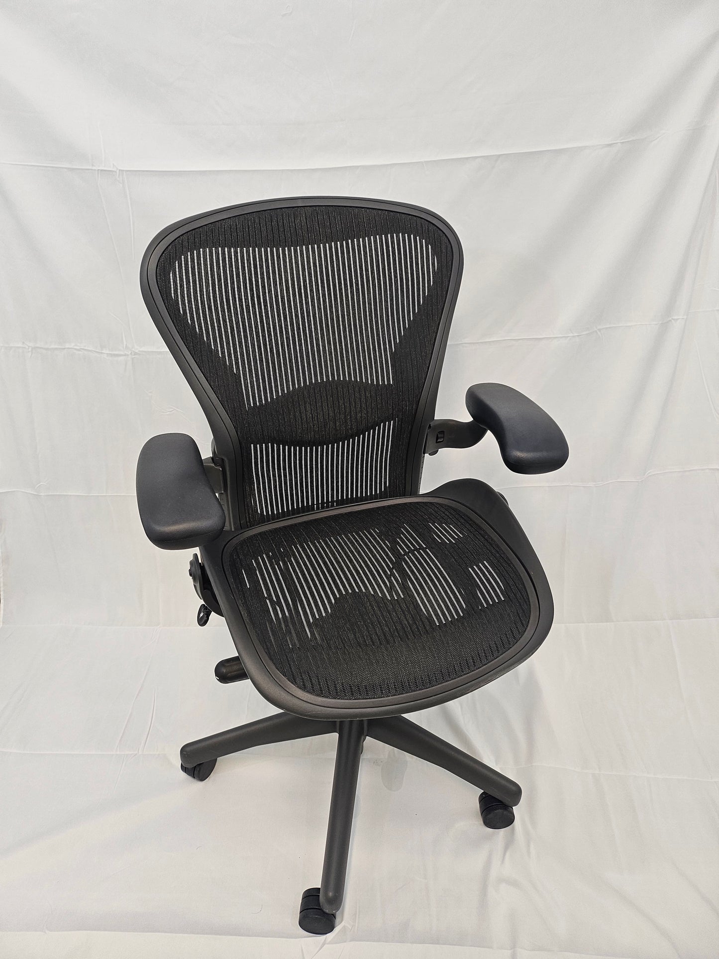 Herman Miller Aeron Classic