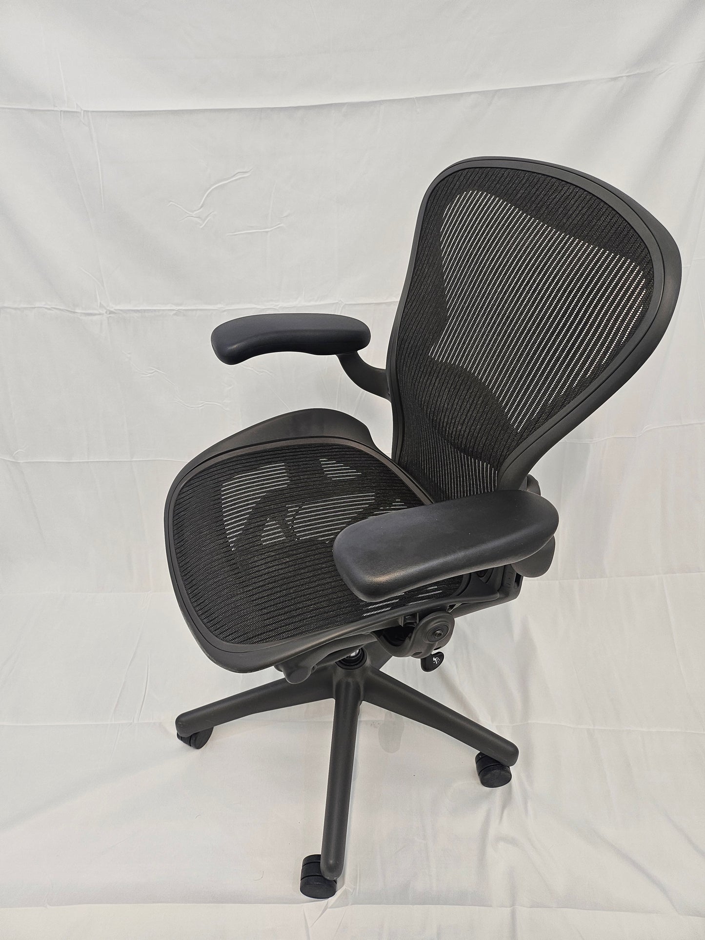 Herman Miller Aeron Classic