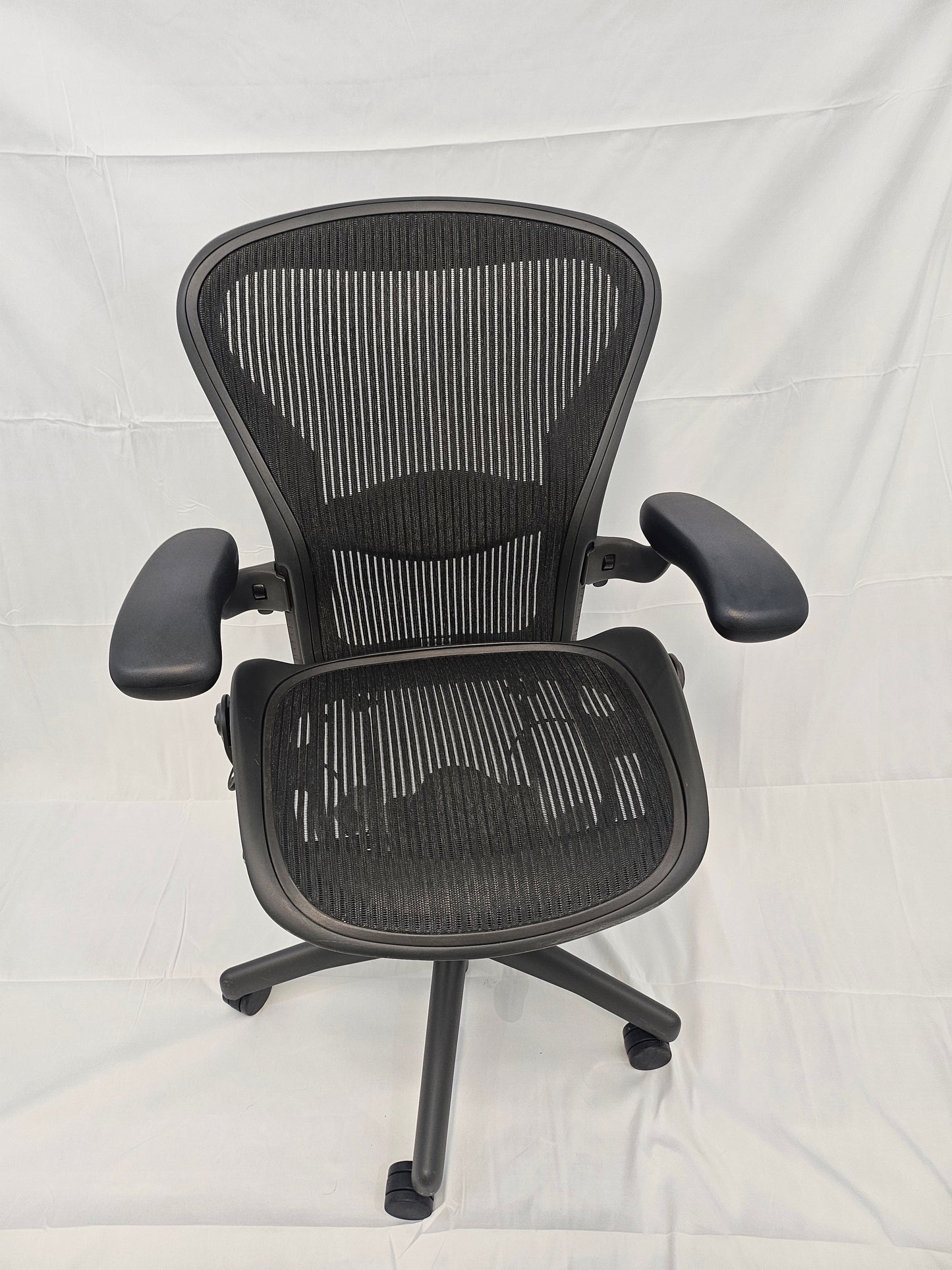 Herman Miller Aeron Classic